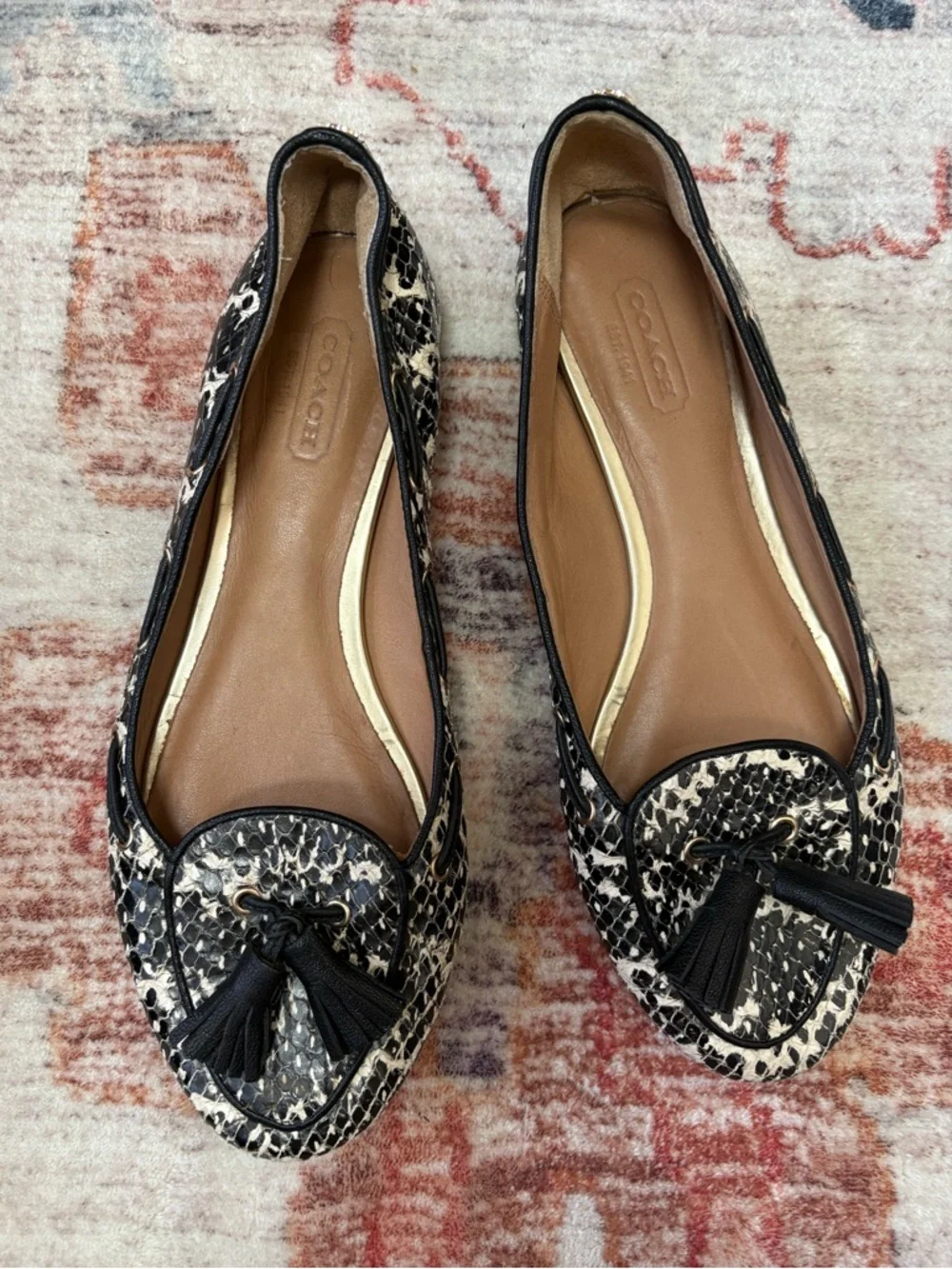 Coach Shoes Snakeskin Print‎ Black White Leather Malika Tassel Flats Loafers 6B